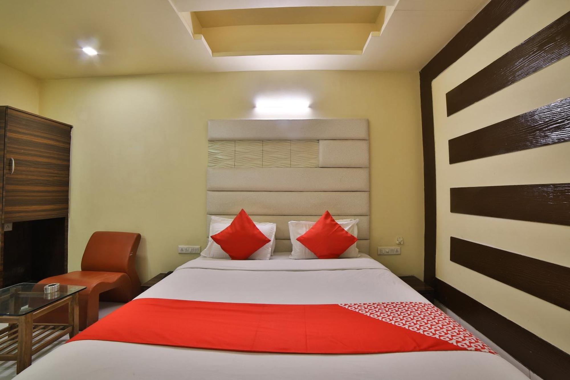 Capital O Kalash Residency Ahmadabad Zewnętrze zdjęcie
