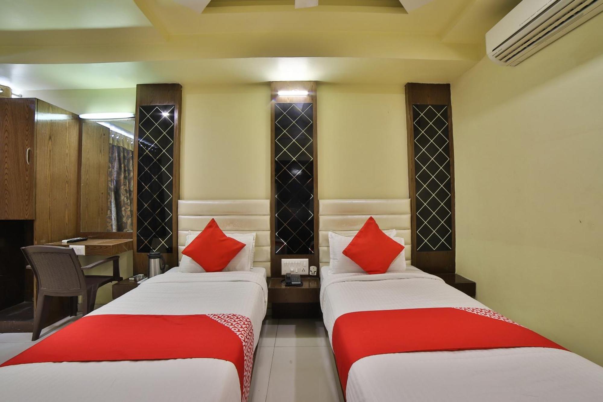 Capital O Kalash Residency Ahmadabad Zewnętrze zdjęcie