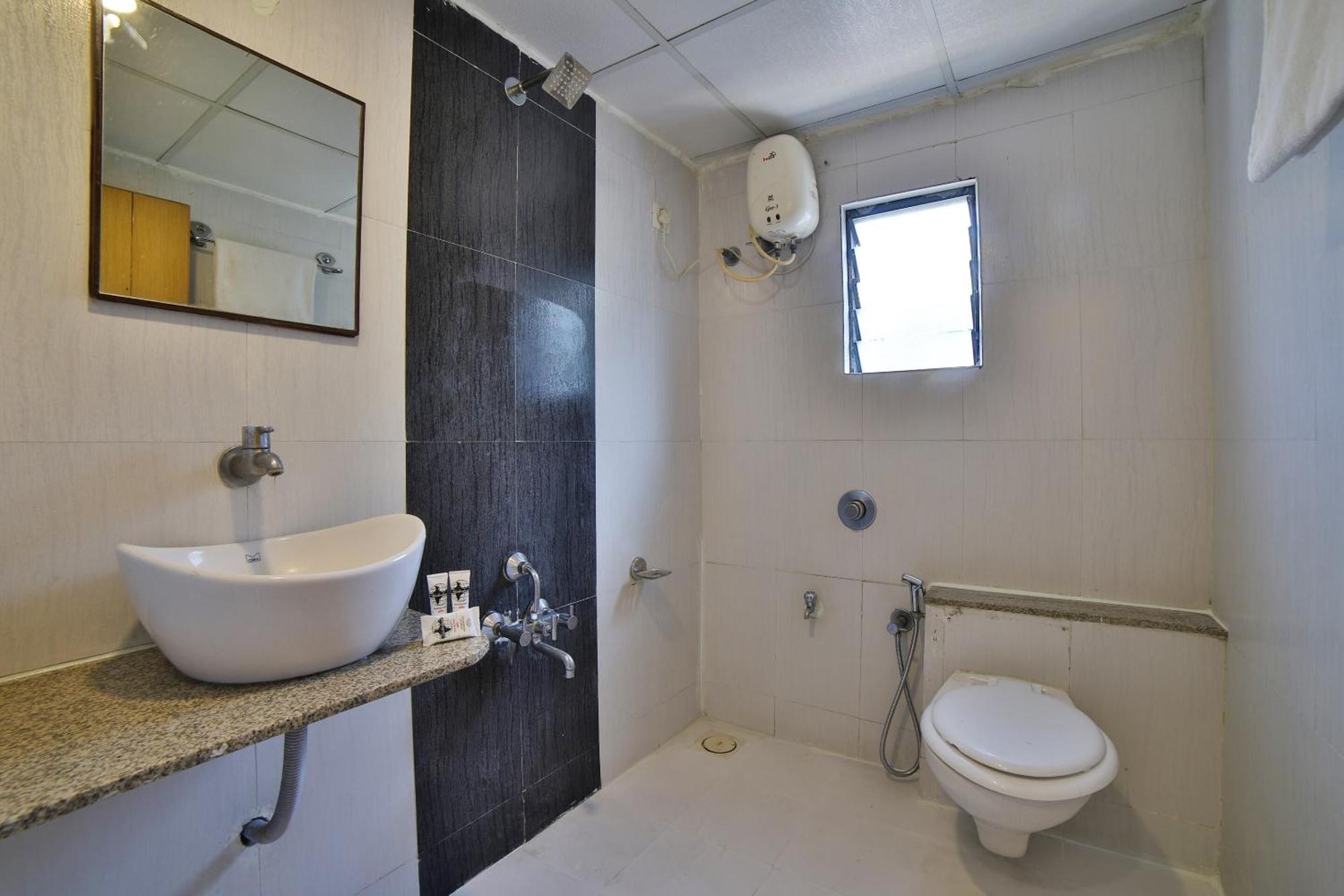 Capital O Kalash Residency Ahmadabad Zewnętrze zdjęcie