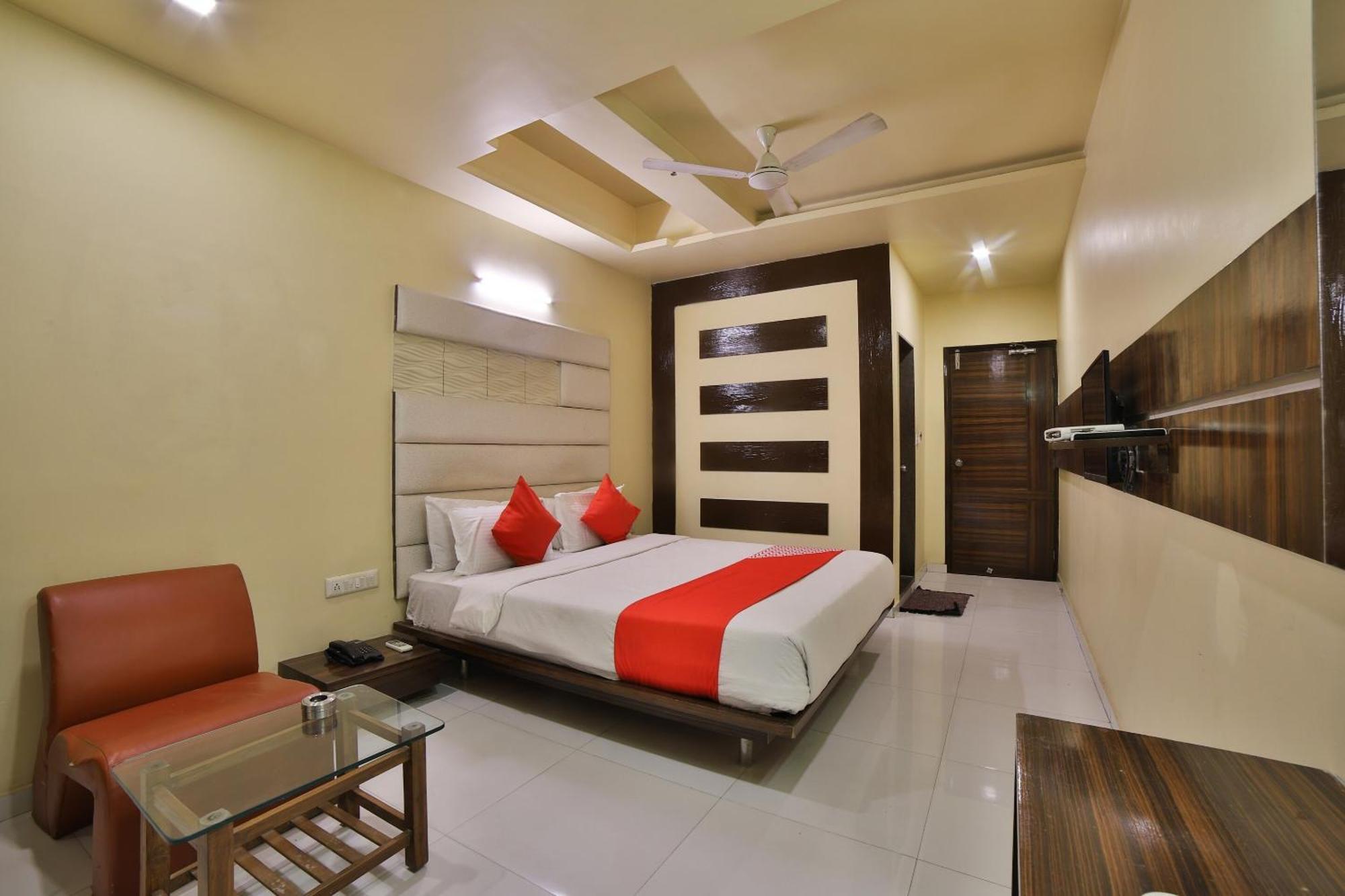 Capital O Kalash Residency Ahmadabad Zewnętrze zdjęcie